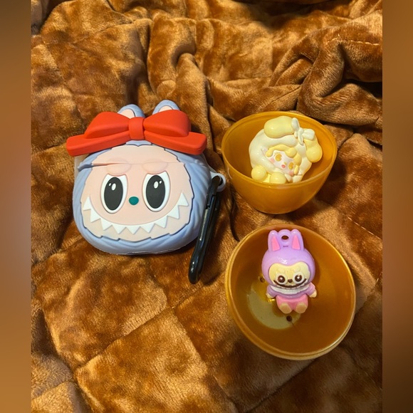 None Other - 🍀5 for $25🍀Labubu Inspired Earbuds Case + Labubu Inspired Egg W/Goodies Inside
